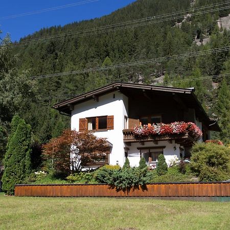 Landhaus Zauser Санкт Антон ам Арлберг Екстериор снимка